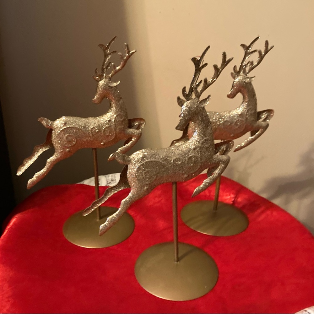 Set of 3 gold tone Reindeer - Picture 1 of 3